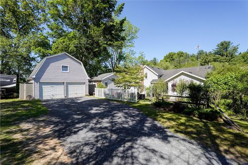 299 Log Cabin Rd, Victor, NY, 14564-9759 | Card Image