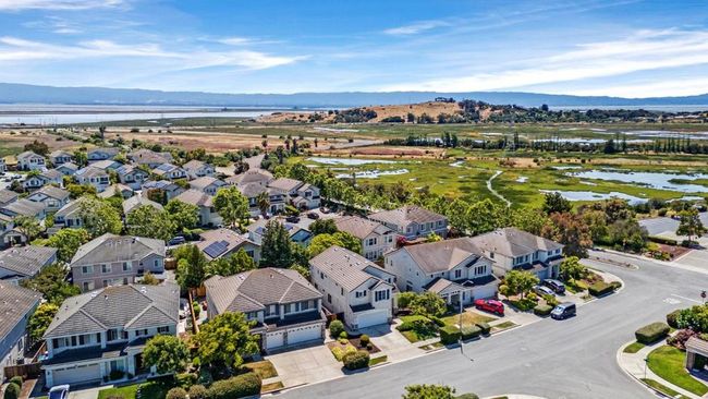 36075 Crystal Springs Dr, House other with 4 bedrooms, 3 bathrooms and 2 parking in Newark CA | Image 58