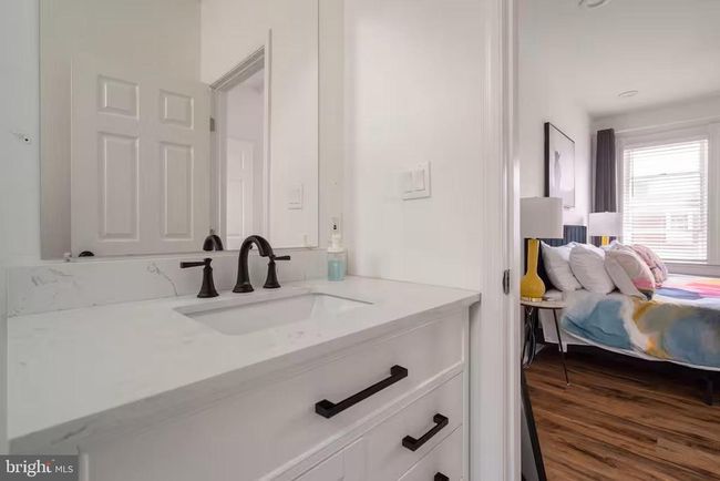 222 S Robinson St, Townhouse with 2 bedrooms, 3 bathrooms and null parking in BALTIMORE MD | Image 17