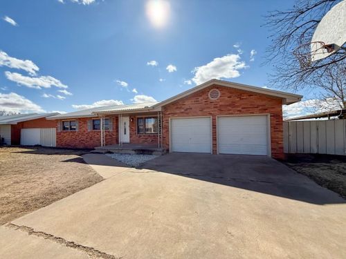 505 17th St, Seagraves, TX, 79359 | Card Image