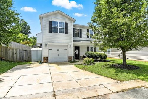 1489 Hammermill Ln, Kernersville, NC, 27284-0104 | Card Image