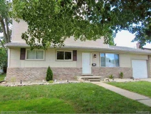 243 Walnut St, Mount Clemens, MI, 48043-5842 | Card Image