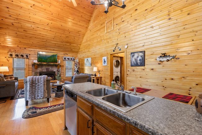 1810 Trout Way, House other with 2 bedrooms, 2 bathrooms and 3 parking in Sevierville TN | Image 7