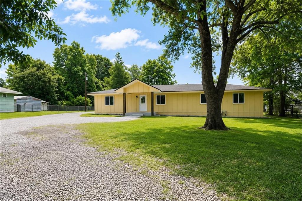 Residential in Pineville