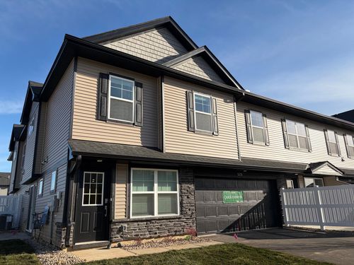 5231 Long Pointe Pass, Woodbury, MN, 55129-6304 | Card Image