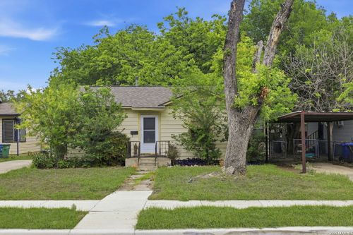439 Hearne, San Antonio, TX, 78225-1647 | Card Image