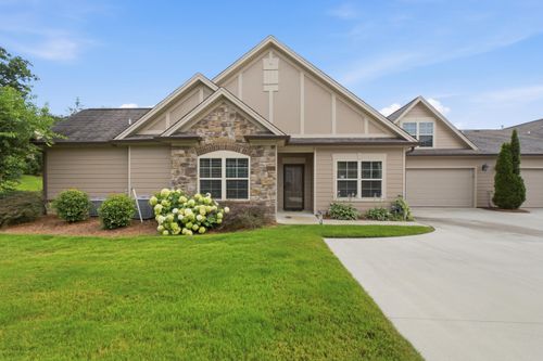 1746 Sedgefield Dr, Ooltewah, TN, 37363-4975 | Card Image