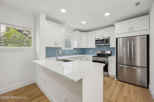401-1800 The Greens Way, JACKSONVILLE BEACH, FL, 32250-2451 | Card Image