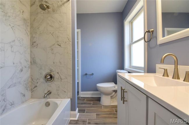 305 E Hauser St, House other with 4 bedrooms, 3 bathrooms and 2 parking in Litchfield IL | Image 25