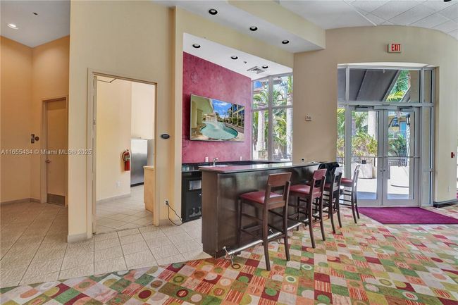APT-104 - 2601 14 Th Ave, Condo with 2 bedrooms, 3 bathrooms and null parking in Wilton Manors FL | Image 85