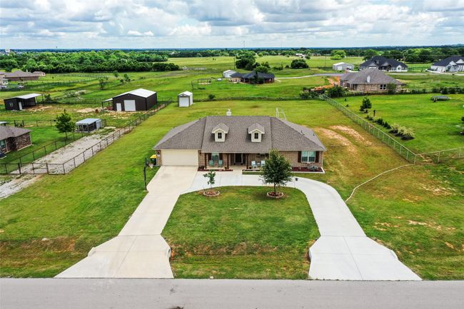 239 Springwood Ranch Loop, House other with 4 bedrooms, 2 bathrooms and null parking in Springtown TX | Image 4