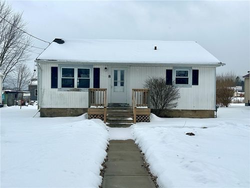 8 Wicks Boulevard, Corning, NY, 14830 | Card Image