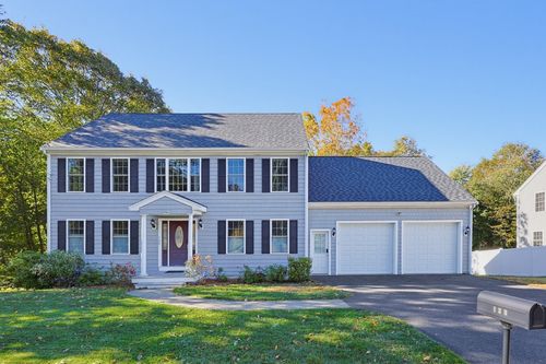 139 Randolph St, Weymouth, MA, 02190-1434 | Card Image