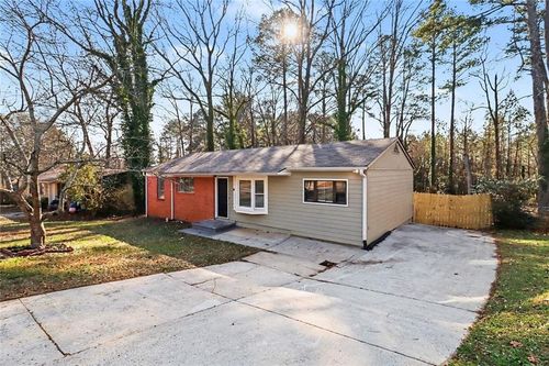 6099 Biscayne Dr, Forest Park, GA, 30297-4203 | Card Image