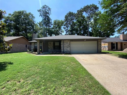 2714 Sherwood Hollow Ln, Kingwood, TX, 77339-1041 | Card Image