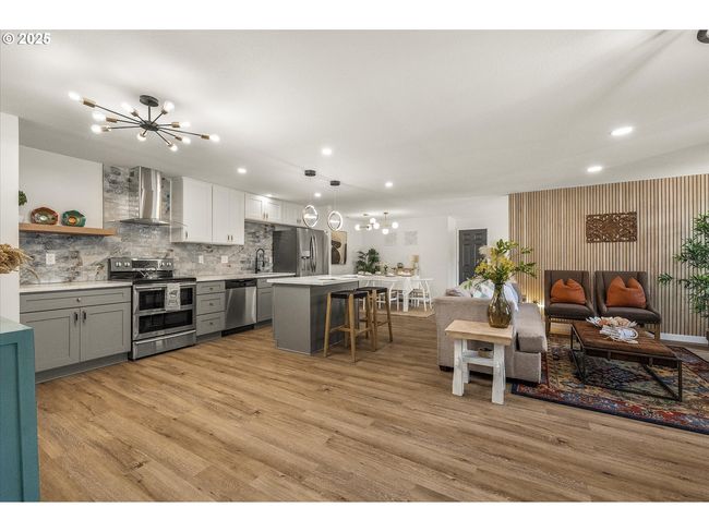 50 Nw 180 Th Ave, House other with 4 bedrooms, 2 bathrooms and 1 parking in Beaverton OR | Image 9