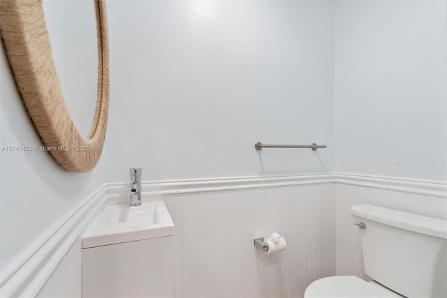 2513 Se 12 Th St, House other with 3 bedrooms, 3 bathrooms and null parking in Pompano Beach FL | Image 40