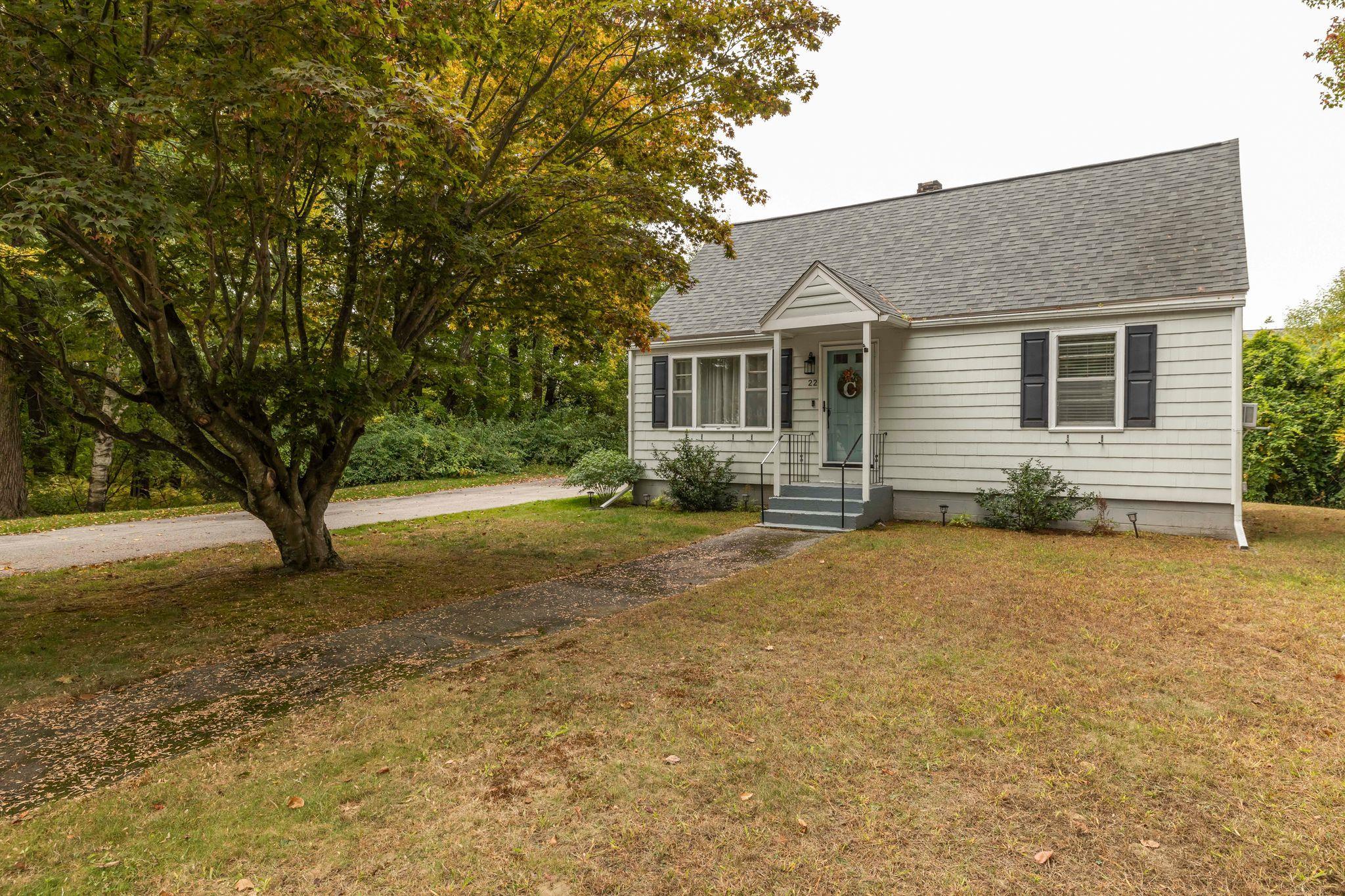 Macgregor Ave, Salem, NH 03079