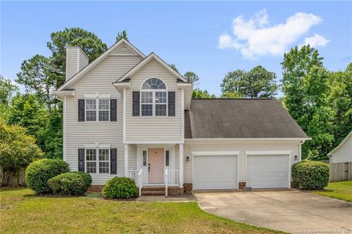 5421 Biscoe St, Hope Mills, NC, 28348-7850 | Card Image
