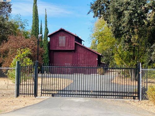 7705 Orford Rd, Stockton, CA, 95215-9707 | Card Image