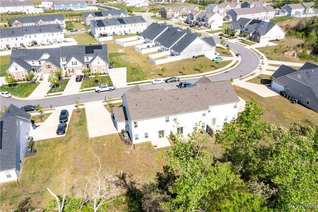 5016 Berkley Mill Dr, Townhouse with 3 bedrooms, 3 bathrooms and null parking in Chester VA | Image 5