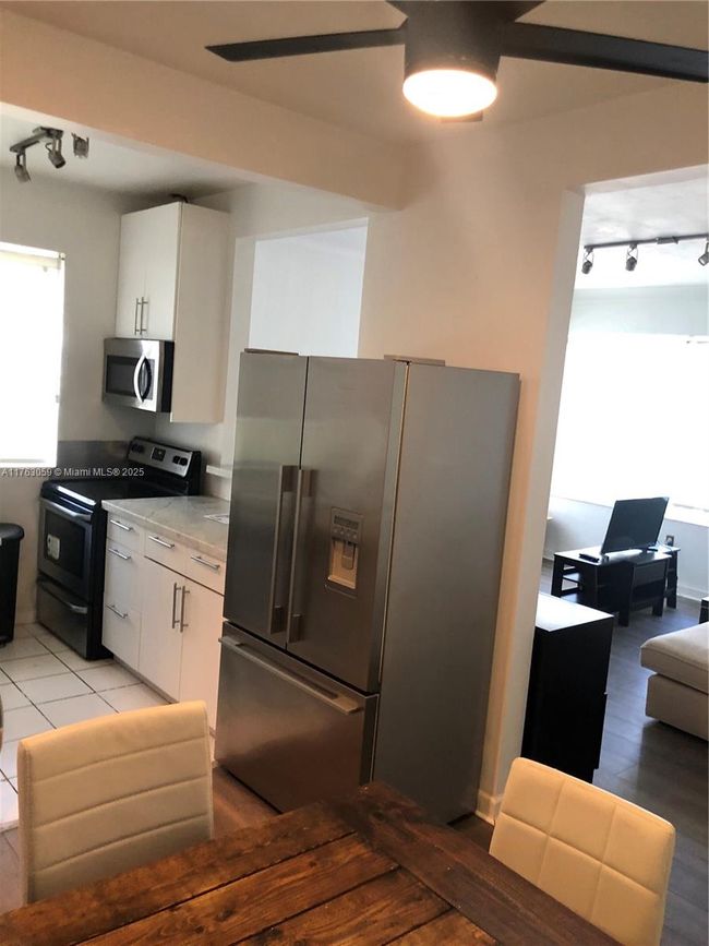 APT-9 - 1611 Euclid Ave, Condo with 1 bedrooms, 1 bathrooms and null parking in Miami Beach FL | Image 6