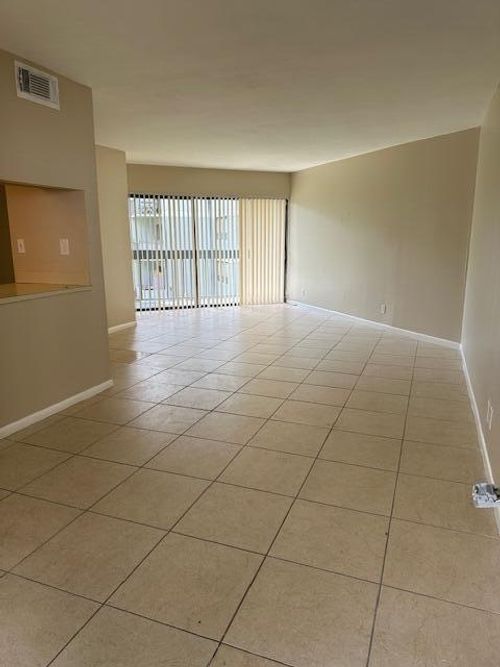 apt-209-1850 N Congress Ave, West Palm Beach, FL, 33401-1681 | Card Image