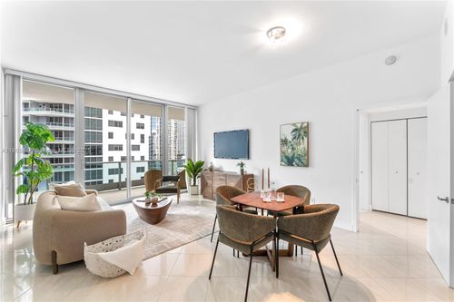 apt-1706-1331 Brickell Bay Dr, Miami, FL, 33131-3680 | Card Image