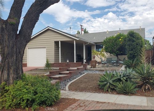 6807 E Belice St, Long Beach, CA, 90815-2108 | Card Image