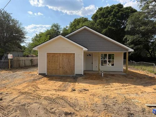1912 Powell St, Fayetteville, NC, 28306-2910 | Card Image