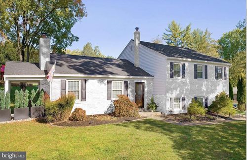 481 Red Coat Ln, WAYNE, PA, 19087-1351 | Card Image