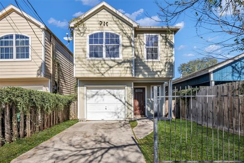 7207 Avenue K, Houston, TX, 77011-2721 | Card Image
