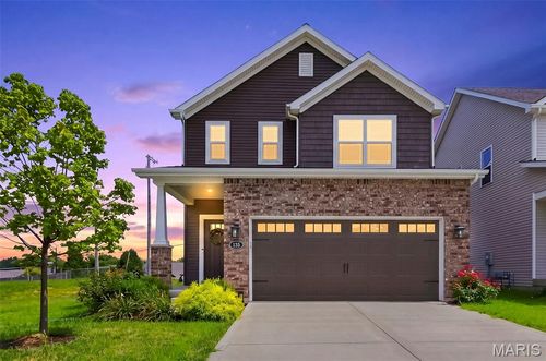 135 Woodline Ct, Saint Peters, MO, 63376-2868 | Card Image