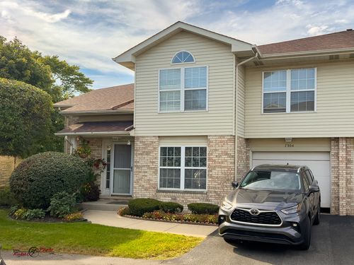 7304 Maple Dr, Justice, IL, 60458-3113 | Card Image