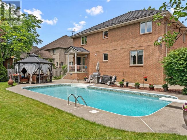 315 Majestic Dr, House other with 4 bedrooms, 4 bathrooms and null parking in Tecumseh ON | Image 41