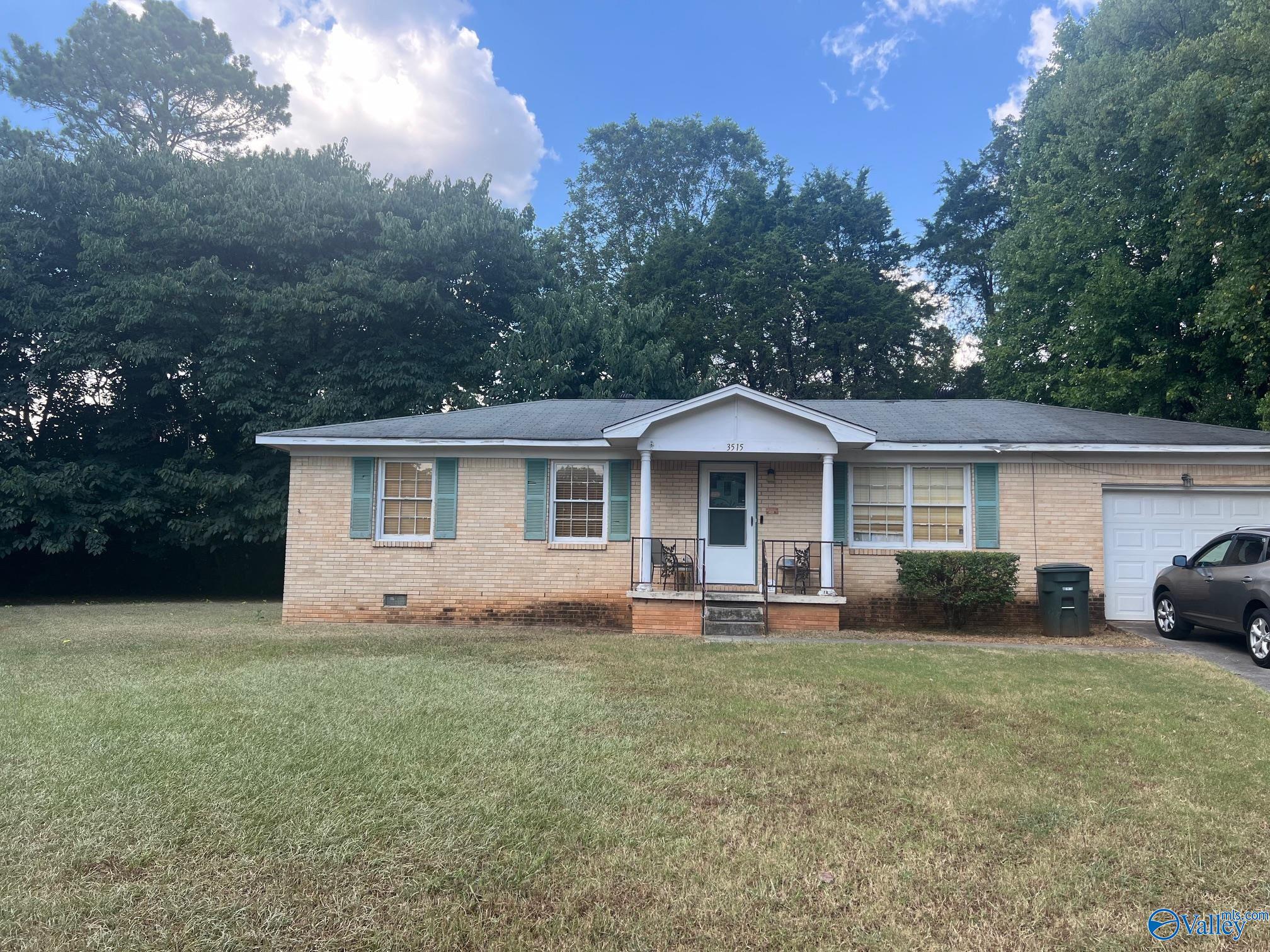 Lois Ln, Huntsville, AL 35810