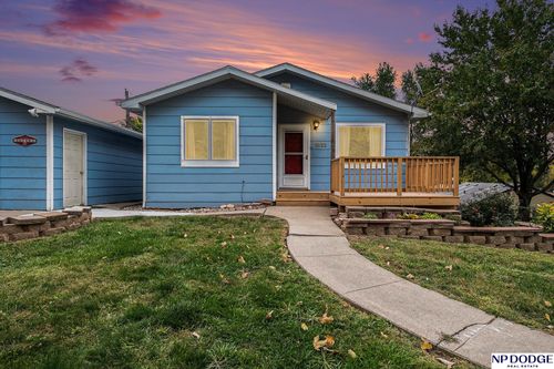 1622 L St, Tekamah, NE, 68061-1237 | Card Image