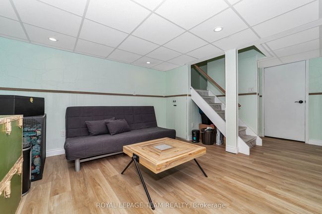 203 Rosemary Gdns, House attached with 3 bedrooms, 2 bathrooms and 4 parking in Orléans ON | Image 30