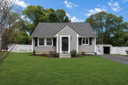 287 Purchase St, Milford, MA, 01757-3840 | Card Image