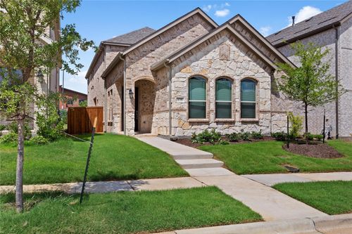 175 Mccartt Dr, Lewisville, TX, 75067-8072 | Card Image