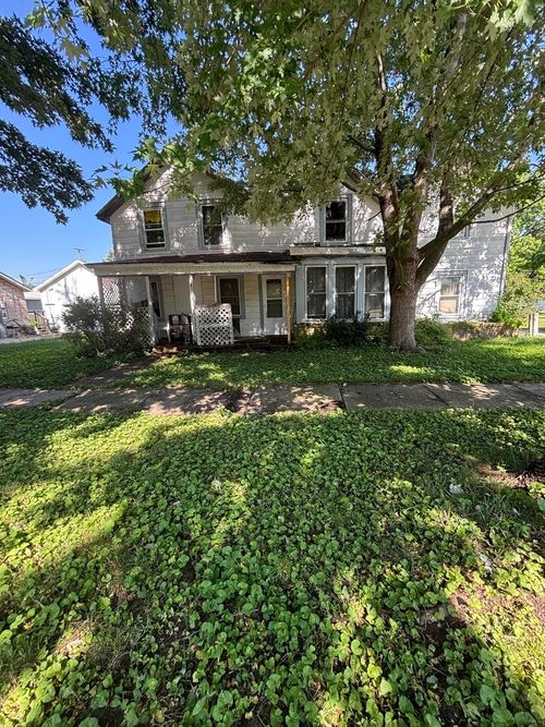 506 Paddock Avenue, Ashton, IL, 61006 | Card Image