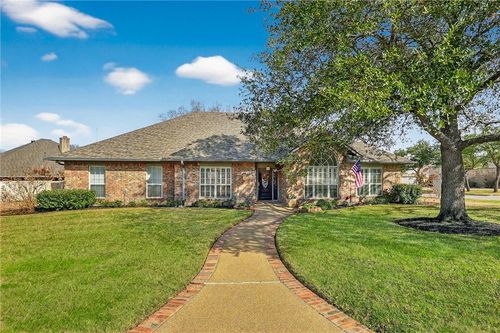 207 Hearthstone Cir, College Station, TX, 77840-1856 | Card Image