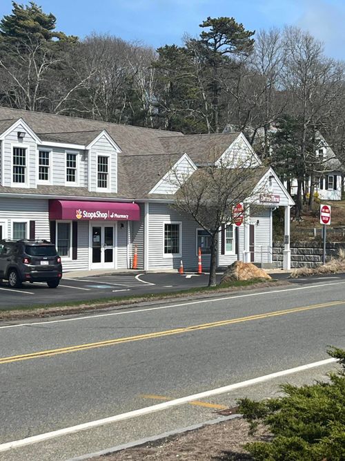 1 Trowbridge Rd, Bourne, MA, 02532-3660 | Card Image