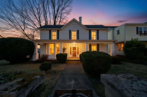 324 Pennsylvania Ave, Salem, VA, 24153-4307 | Card Image