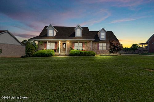 772 Meadowland Trl, Shepherdsville, KY, 40165-7208 | Card Image