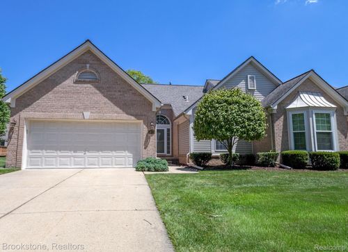 44138 Kendyl, Sterling Heights, MI, 48314-1986 | Card Image