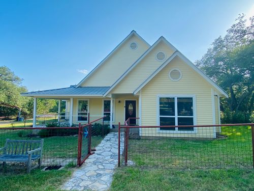 306 Plainview Rd, Wimberley, TX, 78676-9761 | Card Image