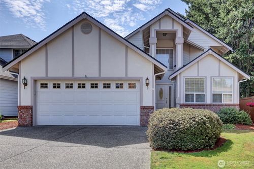 15403 Se 254th St, Covington, WA, 98042-4123 | Card Image