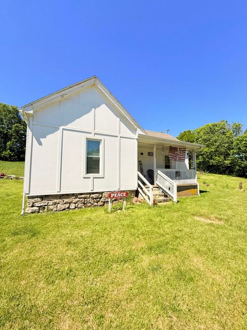 3050 Cane Ridge Rd, Paris, KY, 40361-9337 | Card Image