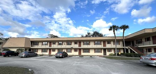 4205-4205 Oak Terrace Dr, Greenacres, FL, 33463-3708 | Card Image